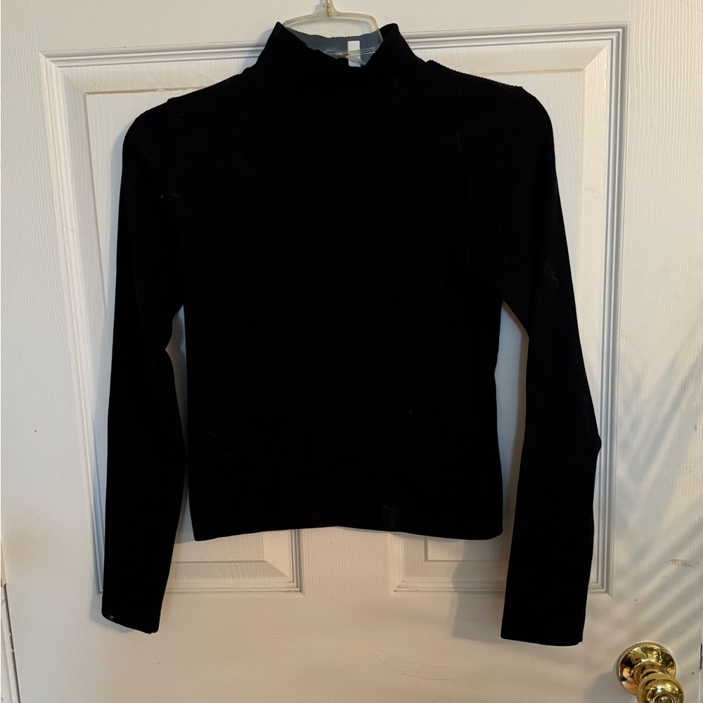 Zenana Outfitters Black and White Ribbed Turtleneck choose one or both